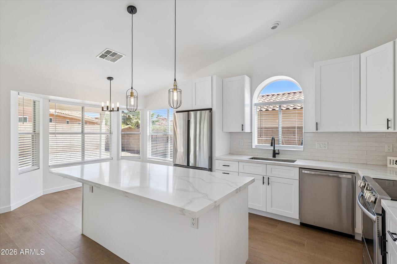14854 S 46th St., Phoenix, AZ 85044
