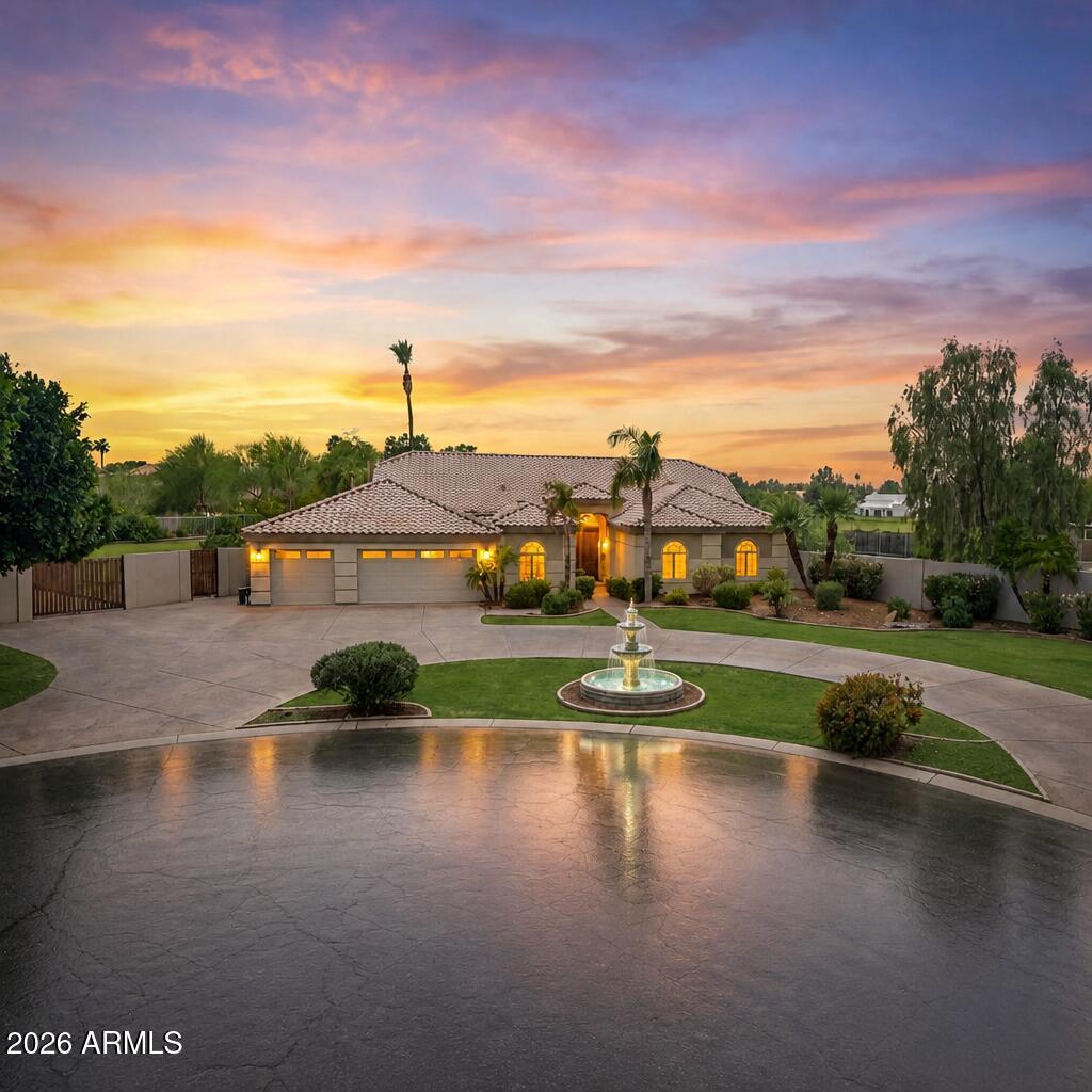 370 S Equestrian Ct., Gilbert, AZ 85296