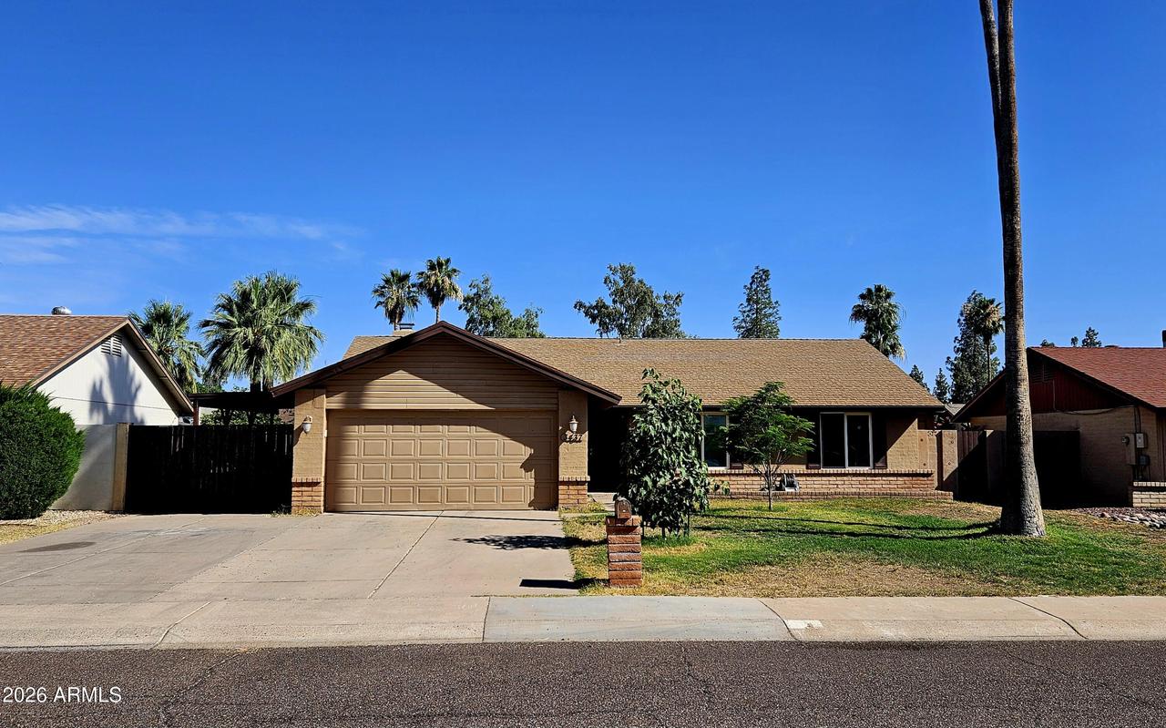 3437 W Helena Dr., Phoenix, AZ 85053