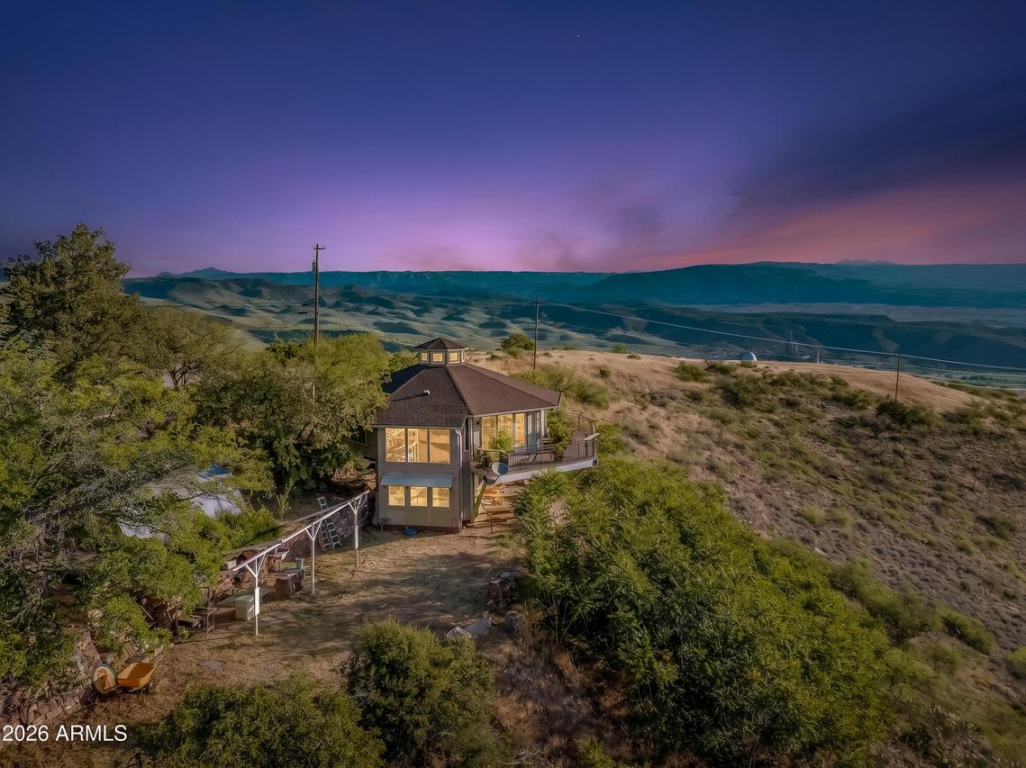 345 E Dundee Ave., Jerome, AZ 86331