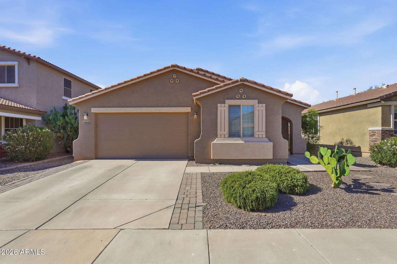 1360 E Sugey Ct., San Tan Valley, AZ 85143