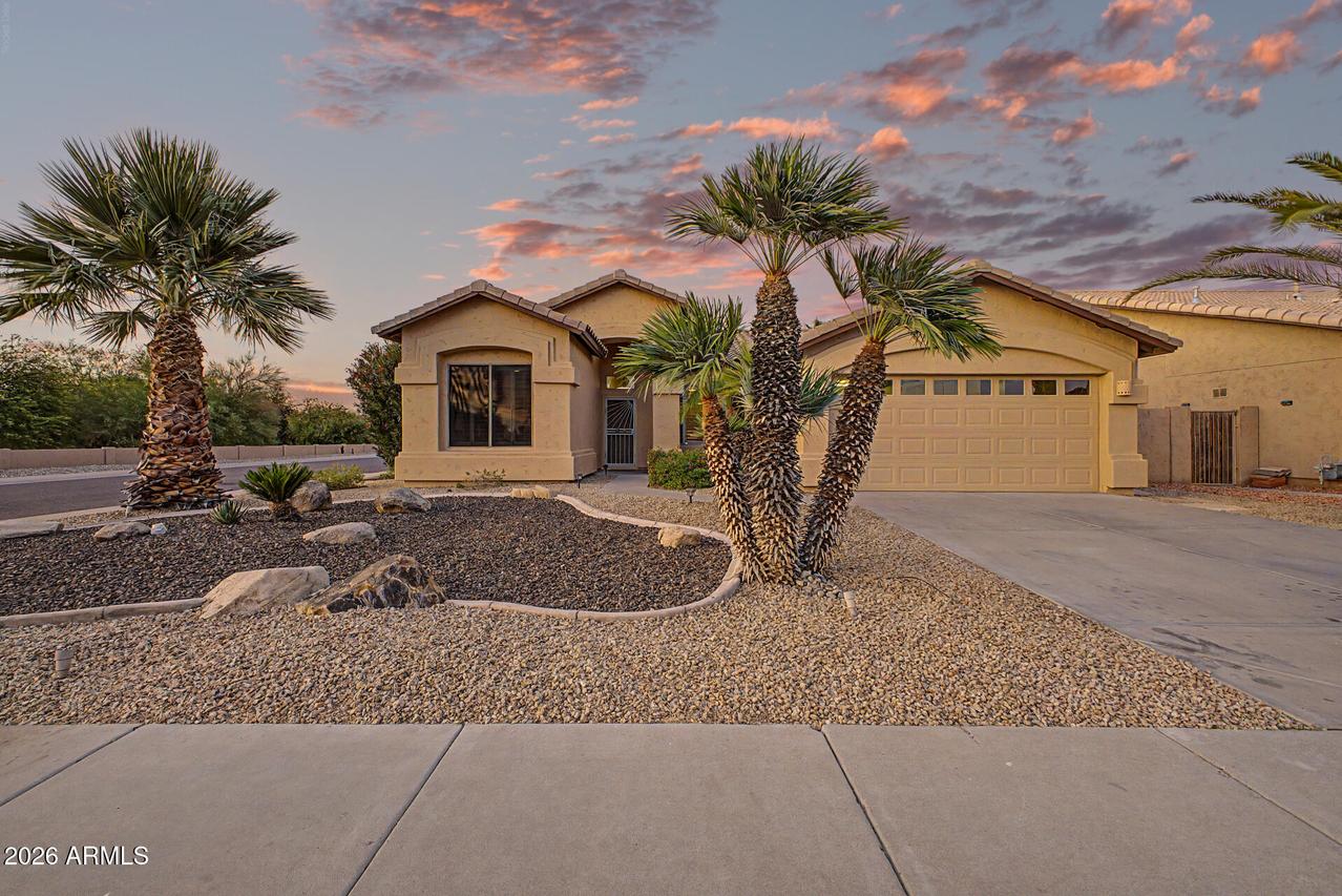338 W Angela Dr., Phoenix, AZ 85023