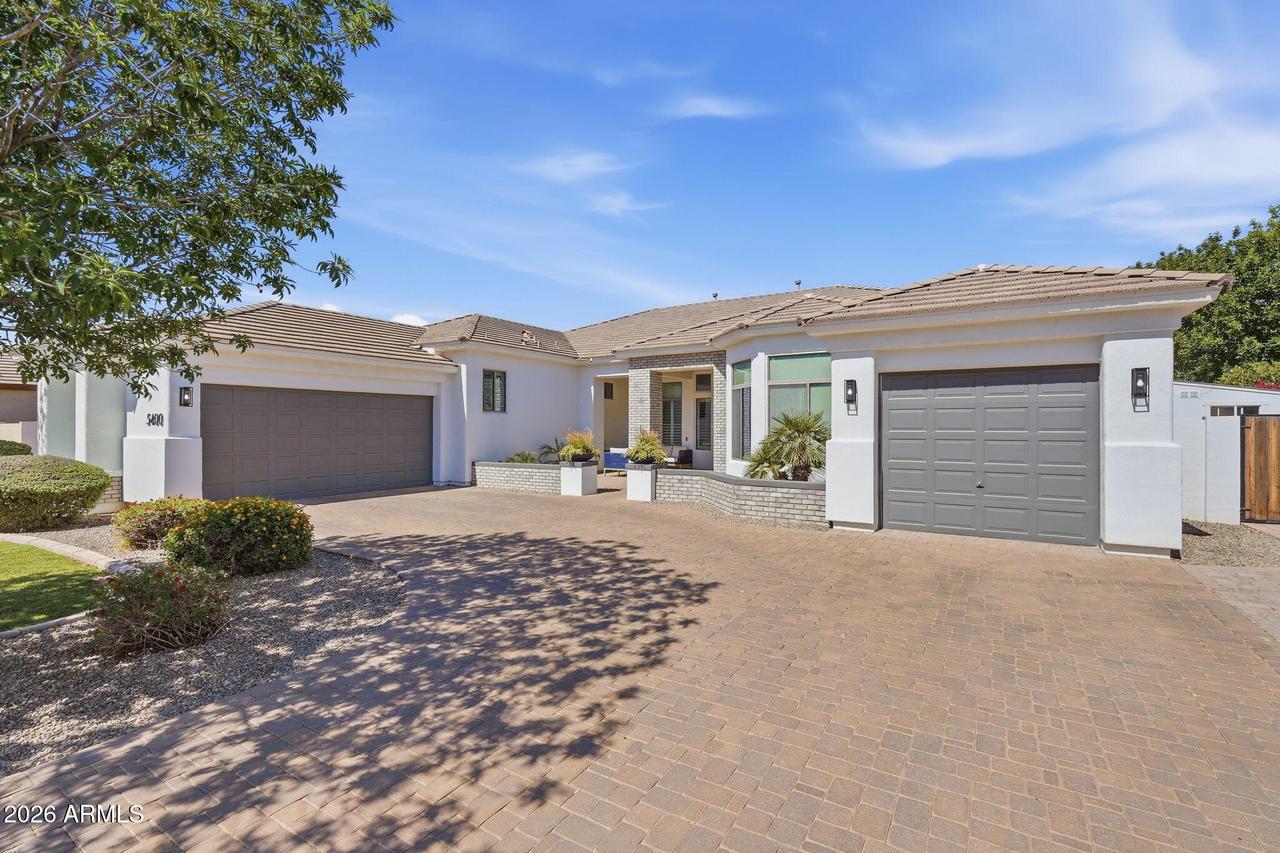 5400 S Crosscreek Dr., Chandler, AZ 85249