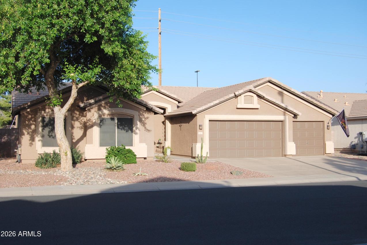 143 N Joshua Tree Ln., Gilbert, AZ 85234