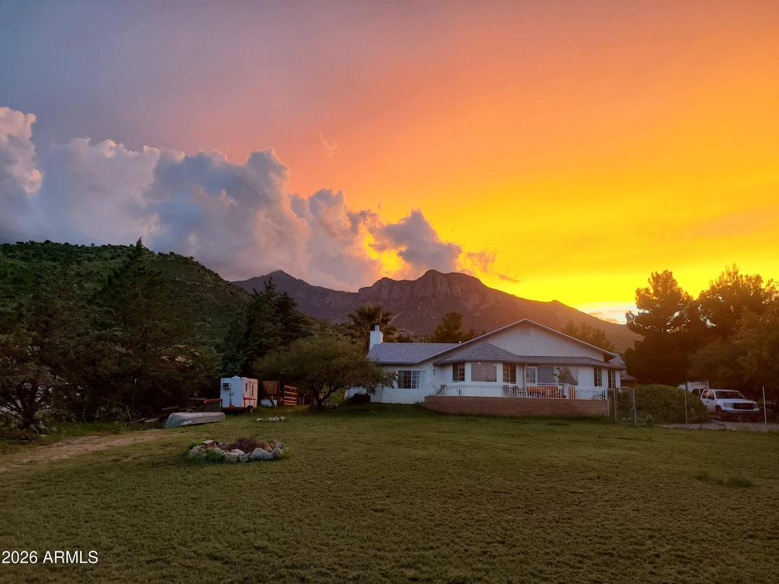4510 E Wickersham Rd., Hereford, AZ 85615