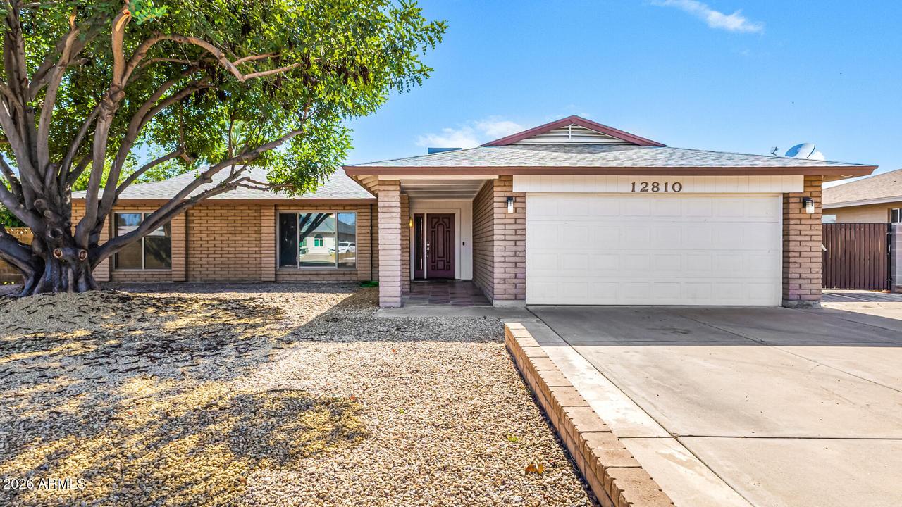 12810 N 44th Dr., Glendale, AZ 85304