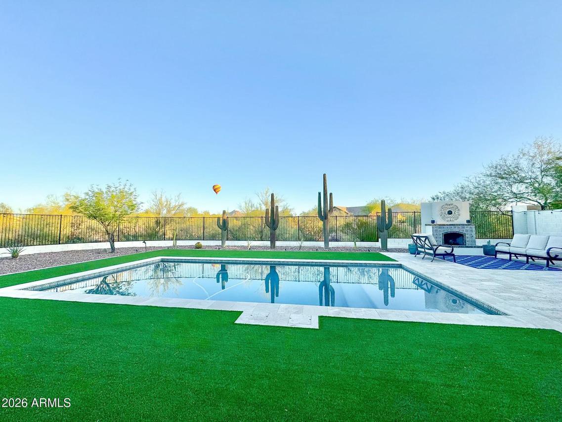 1518 W Calle De Pompas, Phoenix, AZ 85085