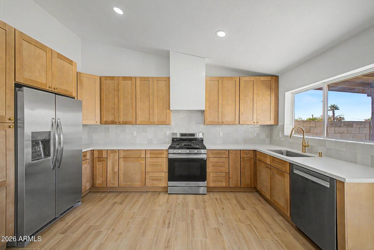7454 W Eva St., Peoria, AZ 85345