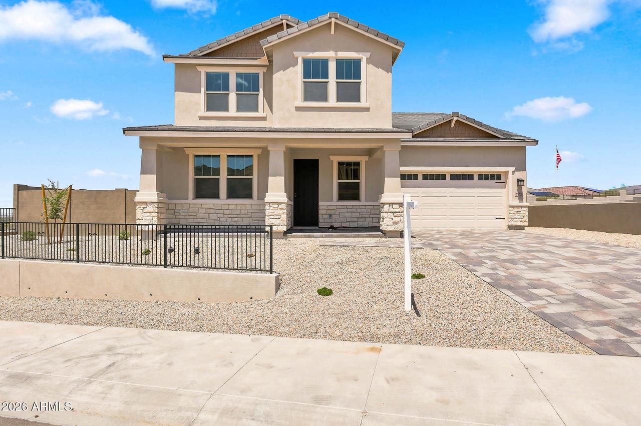 2122 W Desert View Dr., Phoenix, AZ 85041