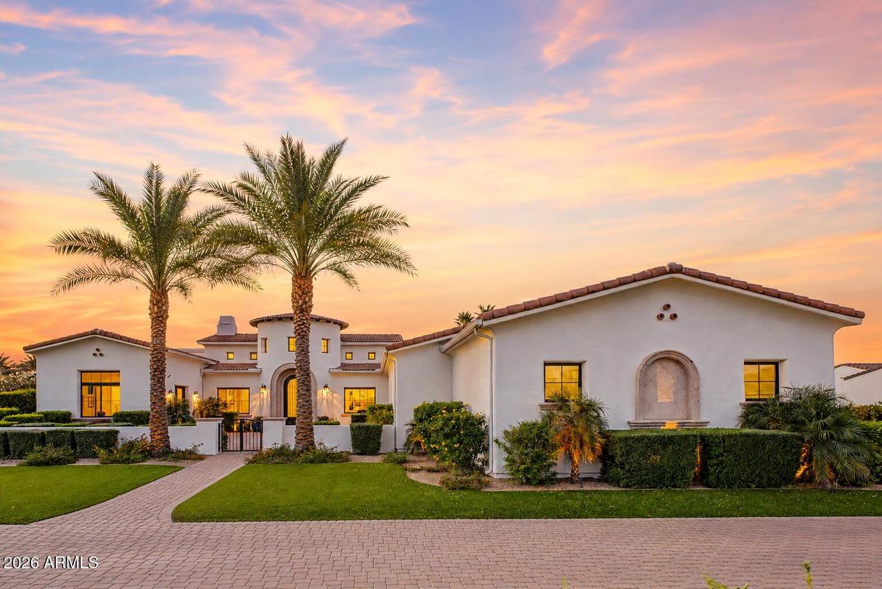 6823 E Valley Vista Ln., Paradise Valley, AZ 85253