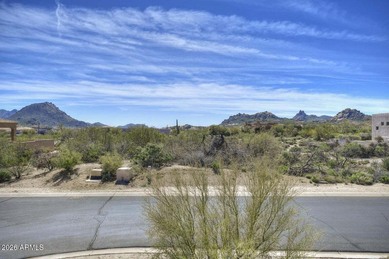 10919 E Mark Ln. #29, Scottsdale, AZ 85262