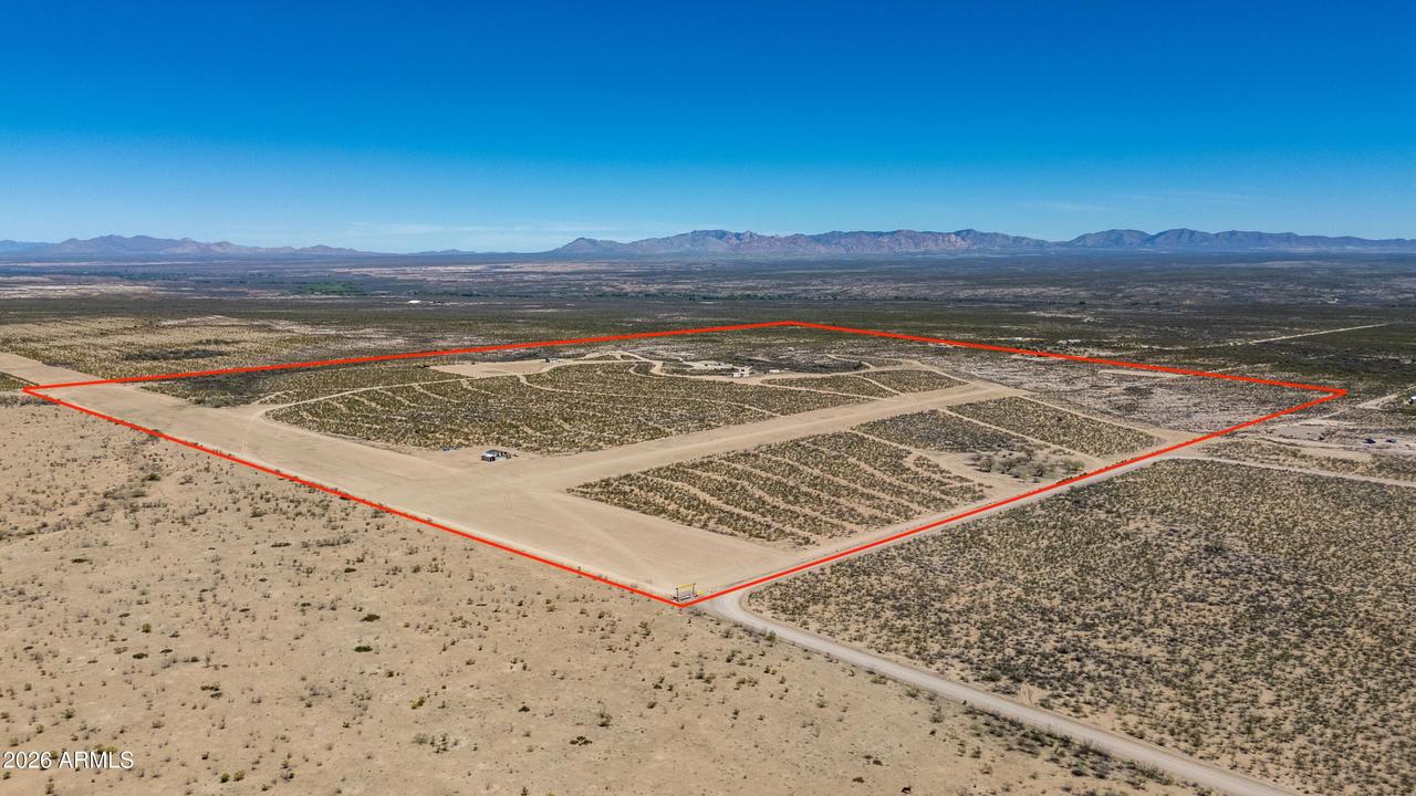 2940 N 4 Pillars Rd. #-, Huachuca City, AZ 85616
