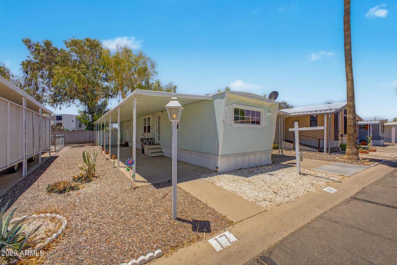 535 S Alma School Rd. #17, Mesa, AZ 85210