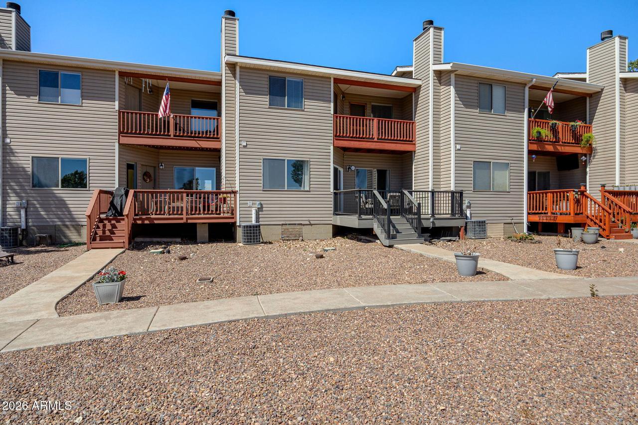 1973 Village Cir., Show Low, AZ 85901