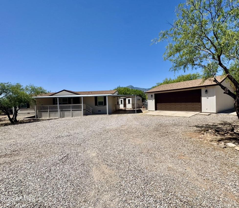 5750 E Wade Ln., Hereford, AZ 85615