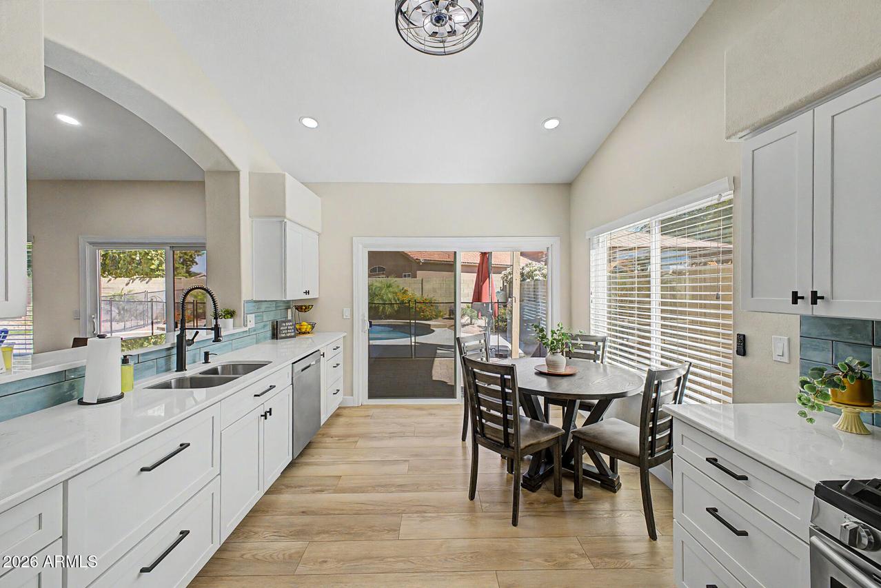 215 N Starboard Dr., Gilbert, AZ 85234