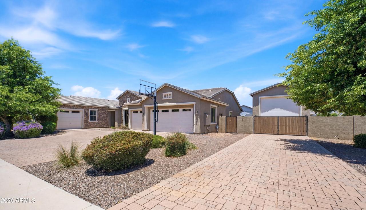 19880 E Cattle Dr., Queen Creek, AZ 85142