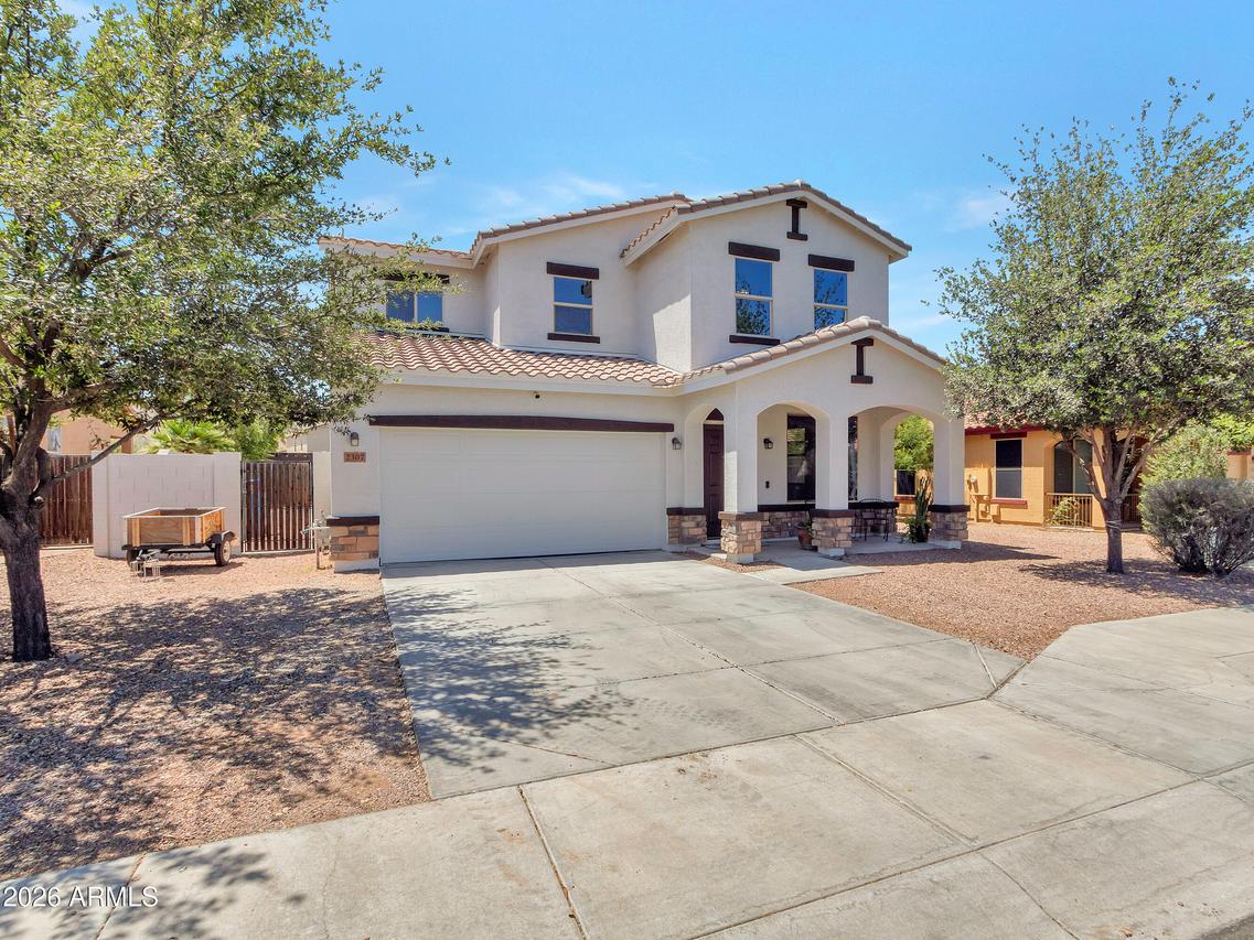 2307 W Desert Ln., Phoenix, AZ 85041