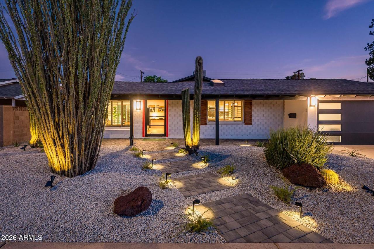 8407 E Rancho Vista Dr., Scottsdale, AZ 85251