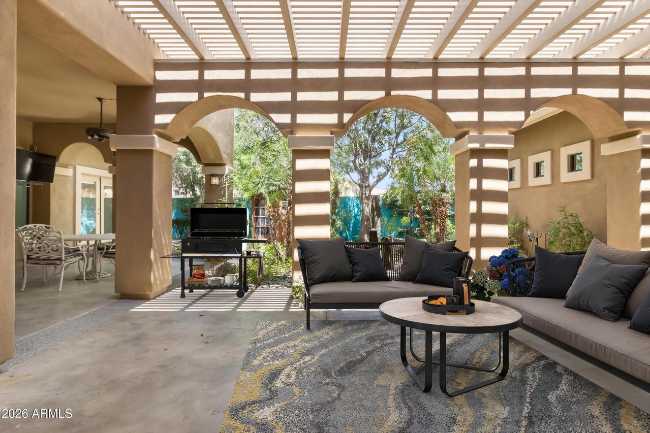11660 W Lakeview Ct., Surprise, AZ 85378