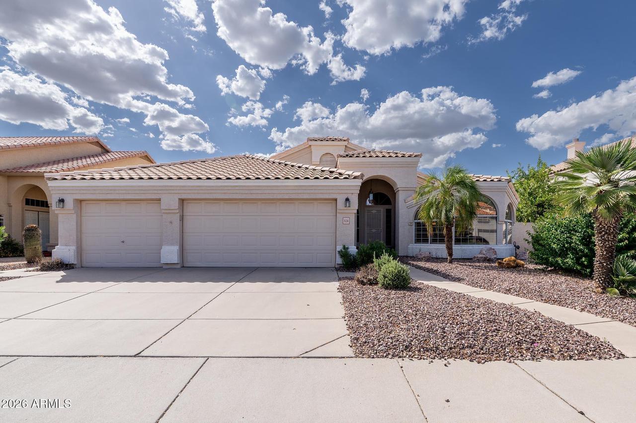 1524 W Oriole Way, Chandler, AZ 85286