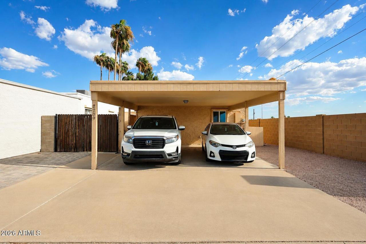 2209 N Recker Rd., Mesa, AZ 85215