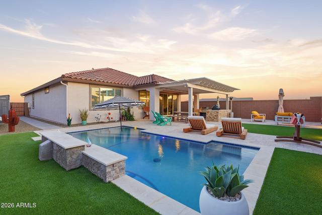 New Homes with Master Bedrooms on the 1st Floor in Gold Canyon: May 23rd to May 29th
