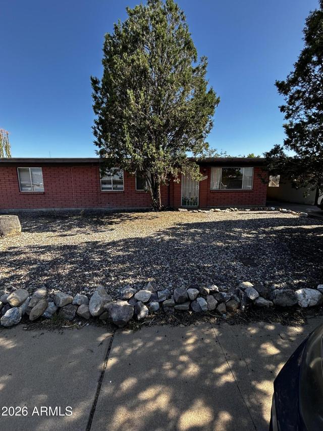 2010 Santa Rita Dr., Sierra Vista, AZ 85635