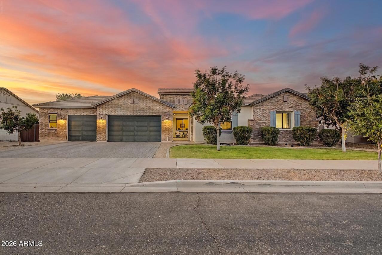 21530 E Russet Rd., Queen Creek, AZ 85142