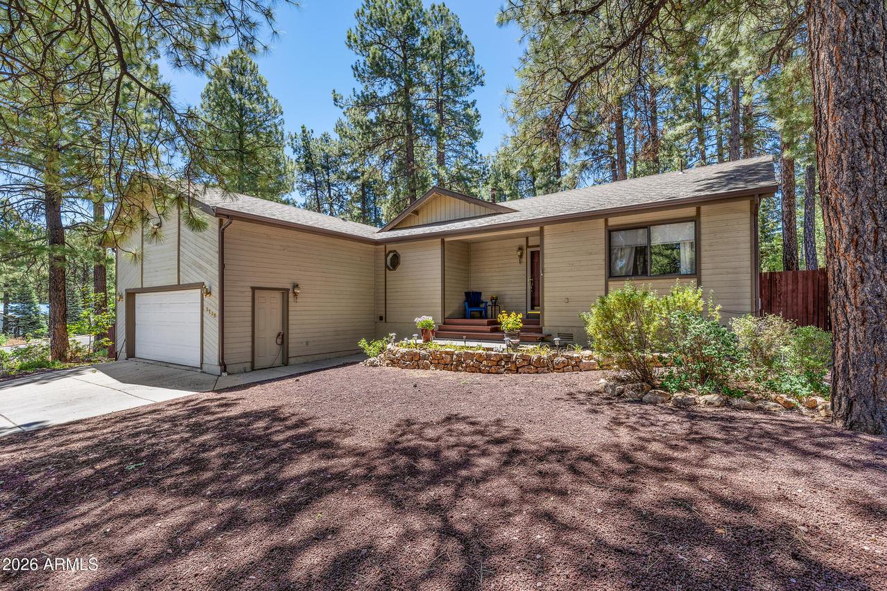 3155 S Lindsey Loop, Flagstaff, AZ 86005