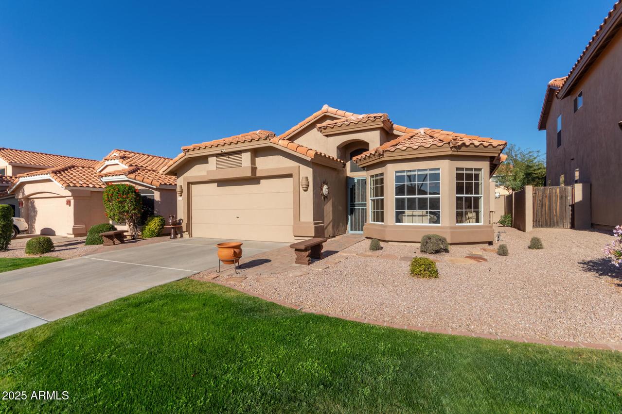 6526 E Raftriver St., Mesa, AZ 85215