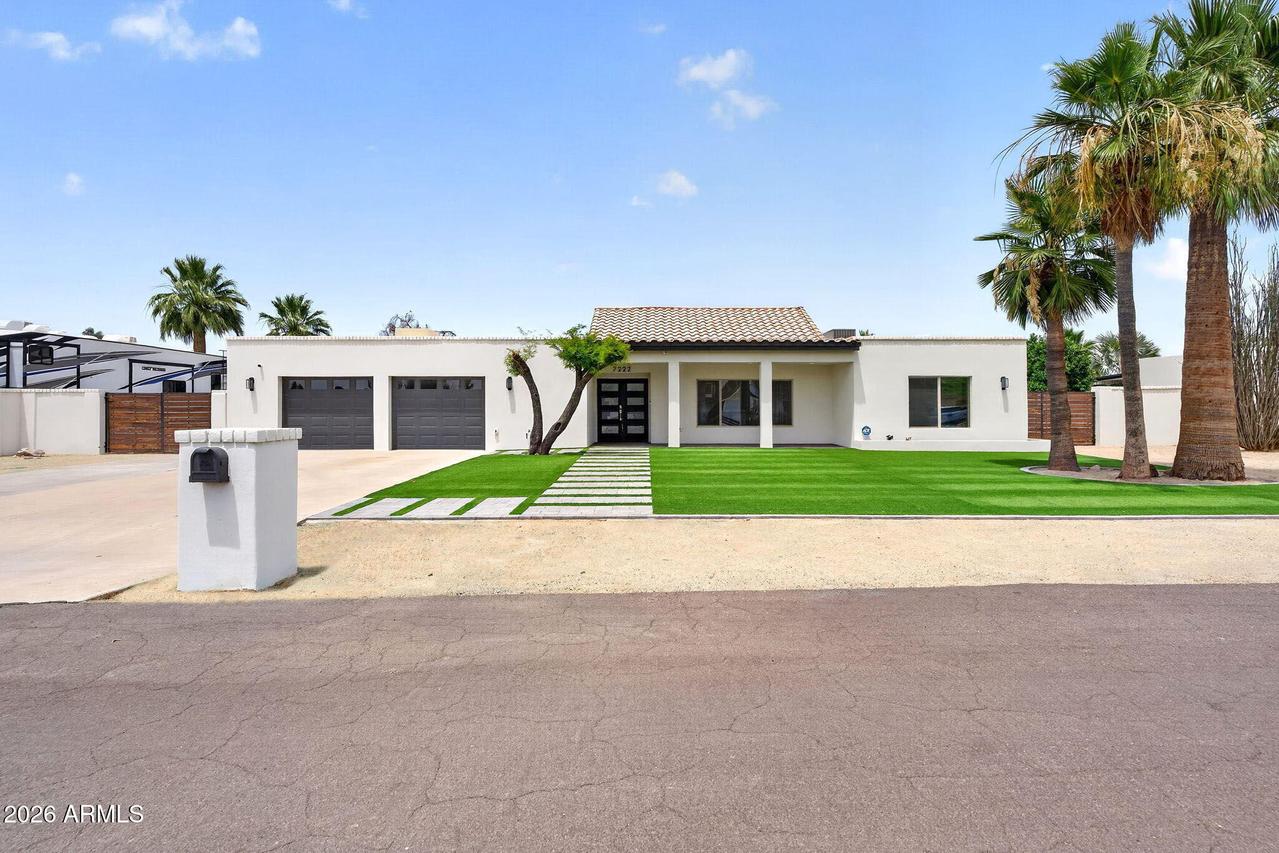 7222 W John Cabot Rd., Glendale, AZ 85308