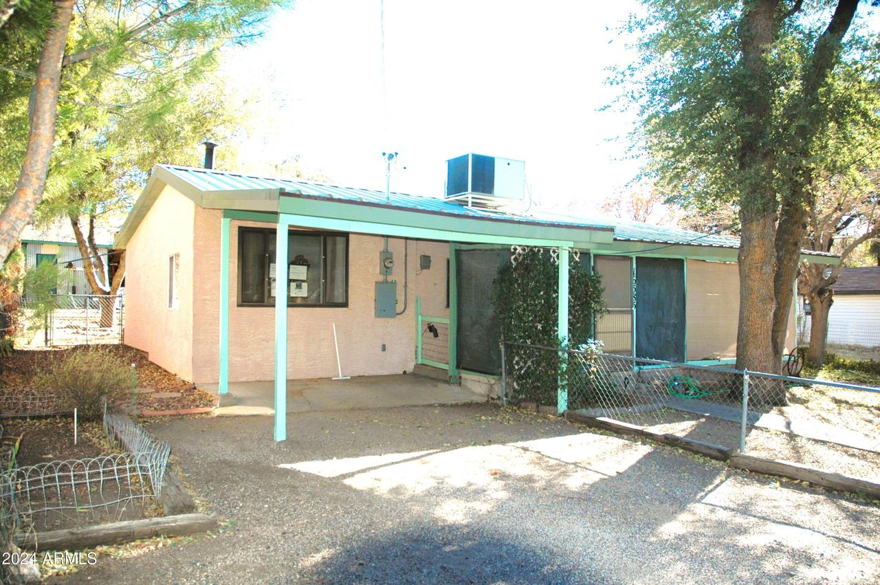 16585 W Willow Ave., Yarnell, AZ 85362