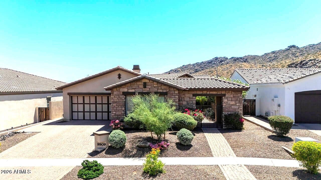 9909 S 6th Pl., Phoenix, AZ 85042