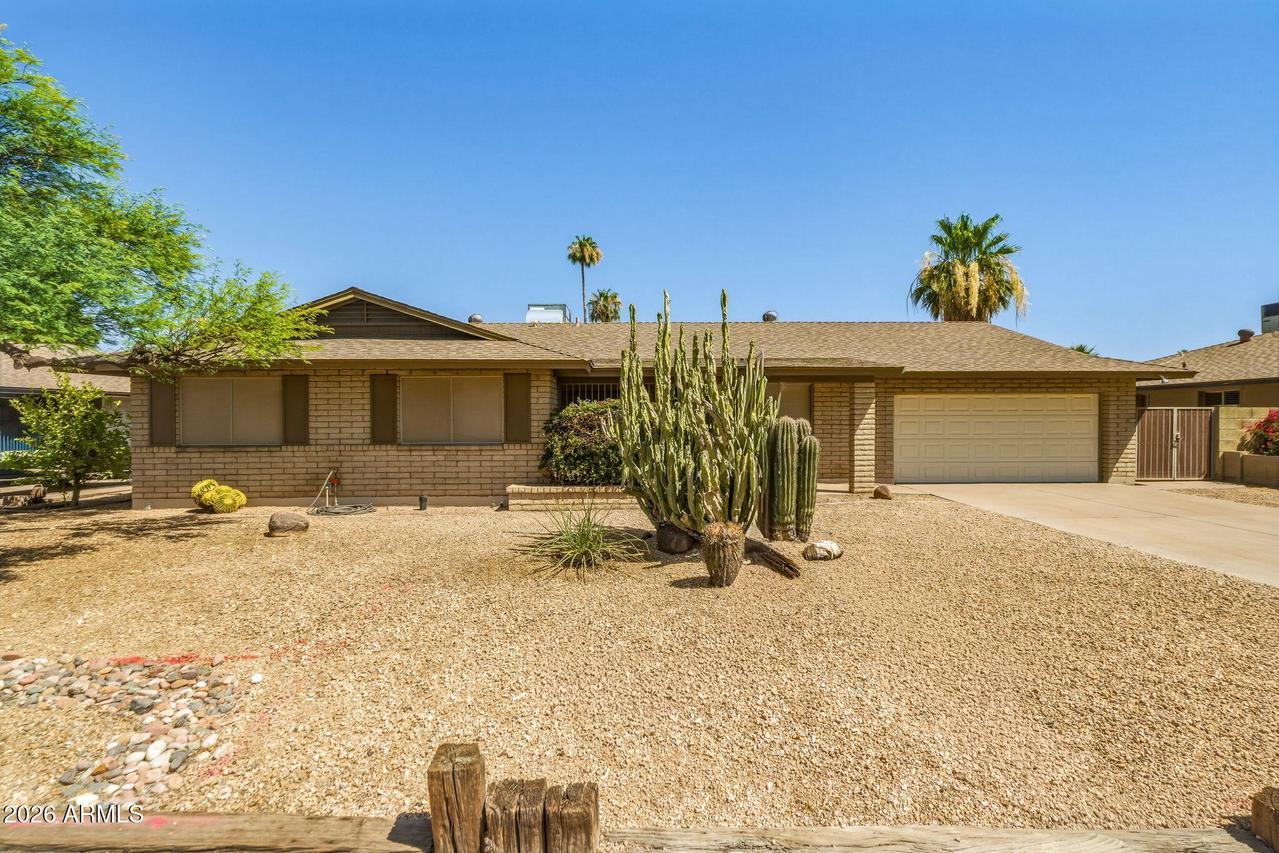 4826 W Royal Palm Rd., Glendale, AZ 85302