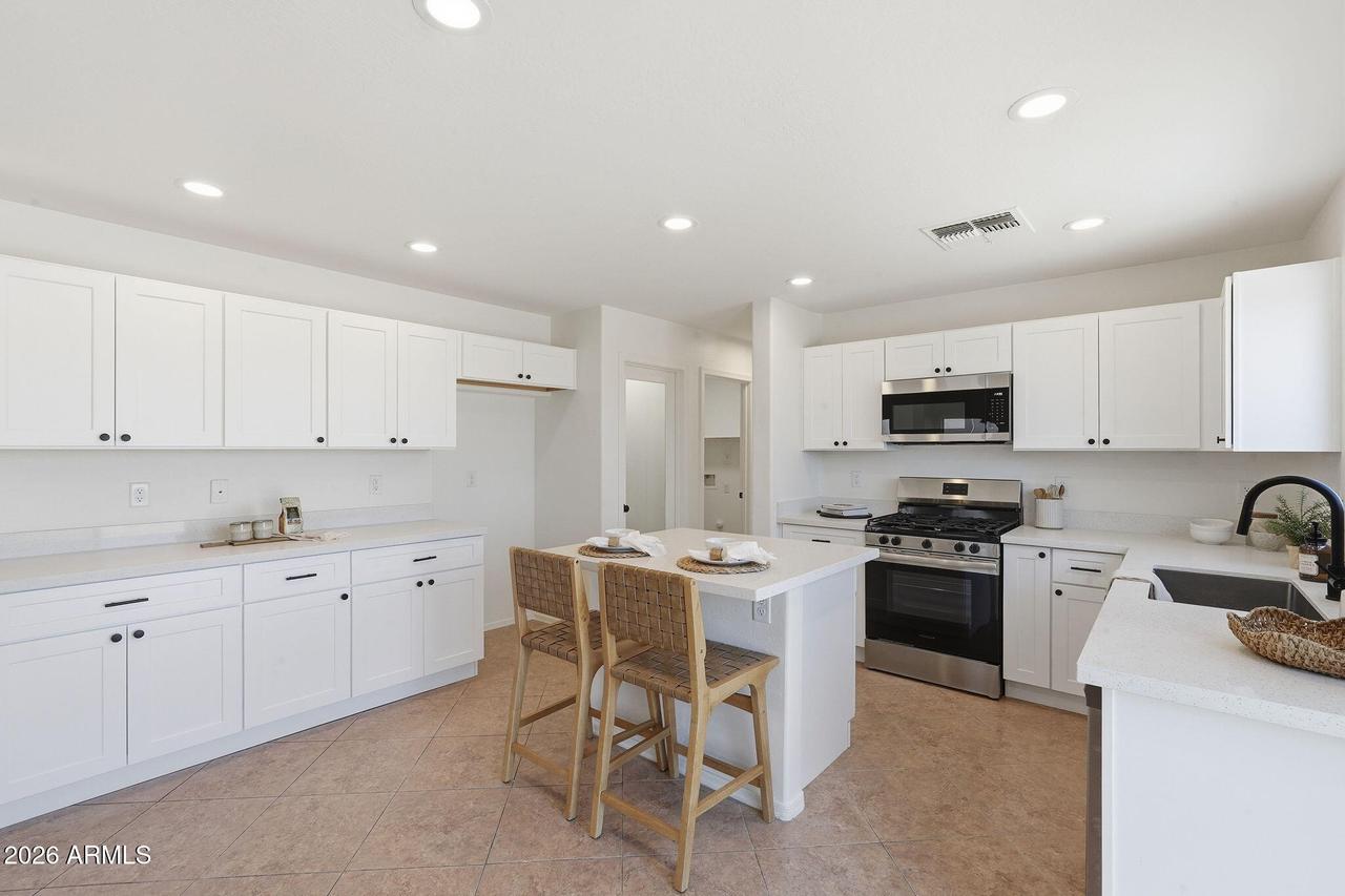 812 W Gibson Ave., Coolidge, AZ 85128