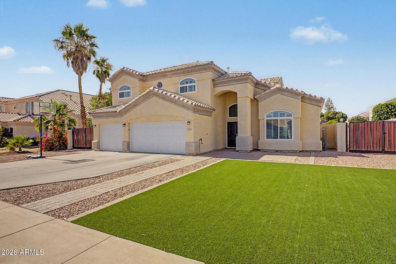 2848 E Fountain St., Mesa, AZ 85213