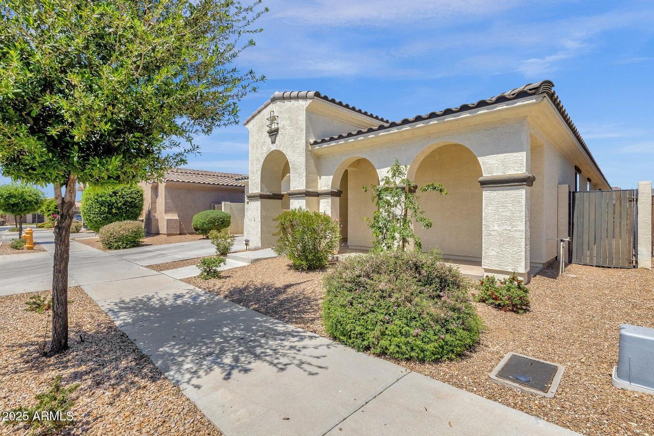 22472 E Sonoqui Blvd., Queen Creek, AZ 85142