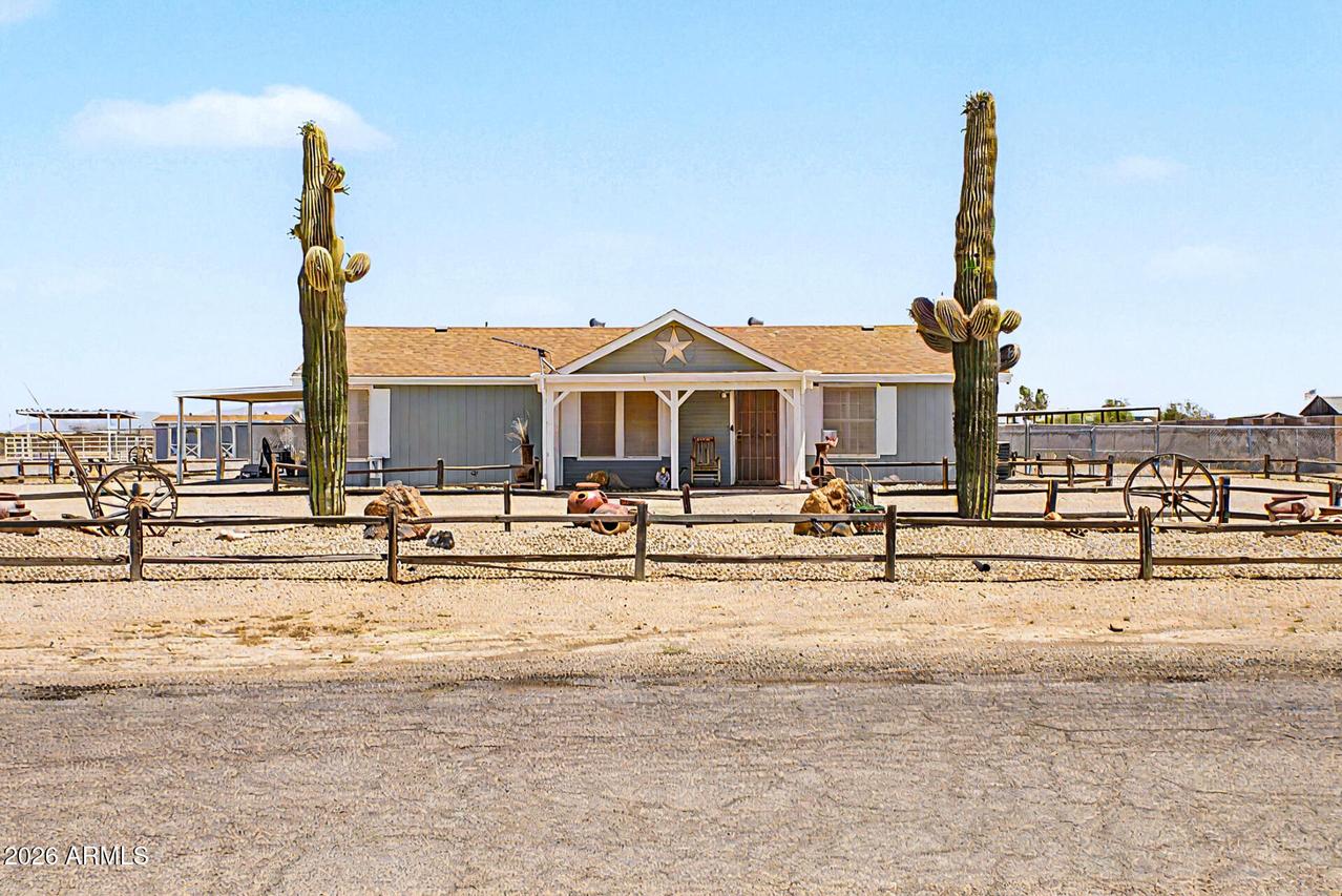14449 S Vaquero Cir., Arizona City, AZ 85123