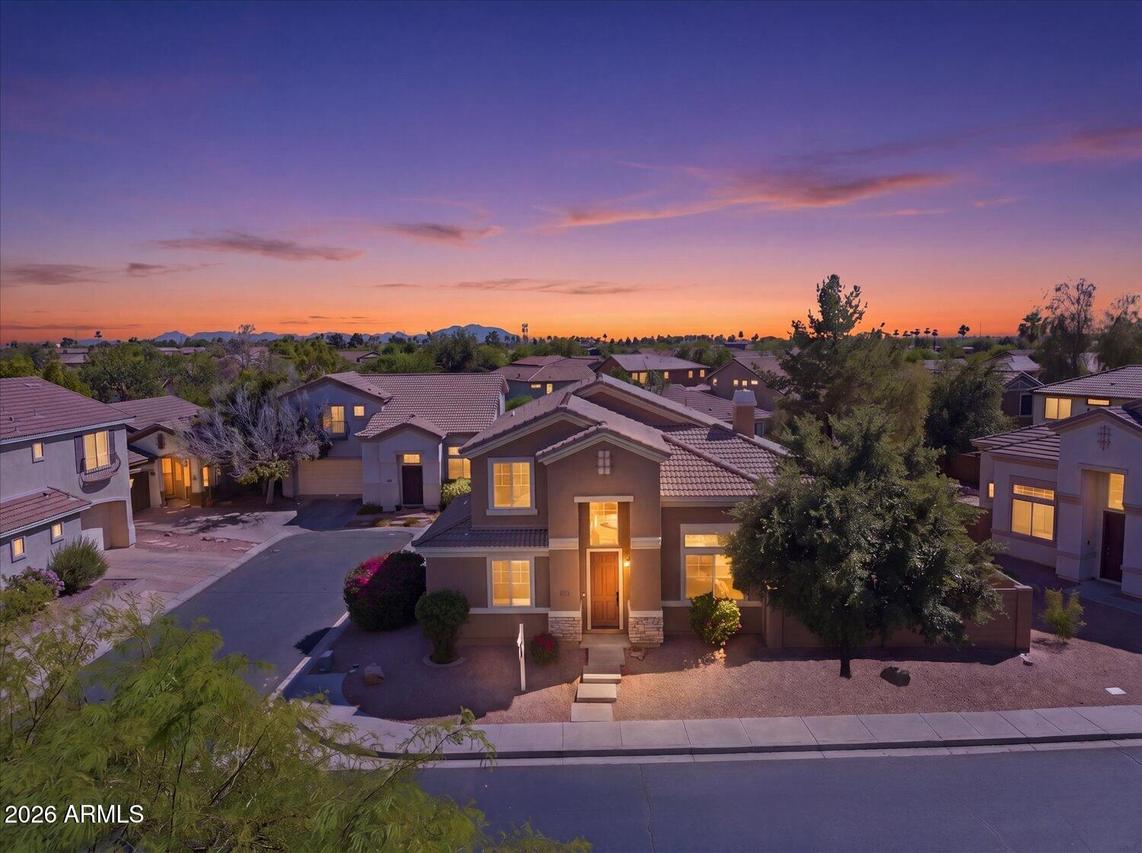 2224 S Harper Ave., Mesa, AZ 85209