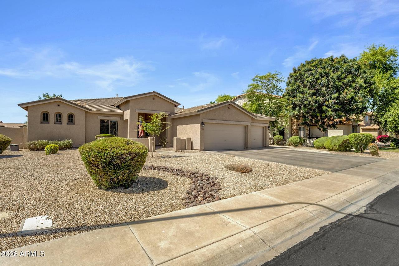 2349 E Kaibab Pl., Chandler, AZ 85249