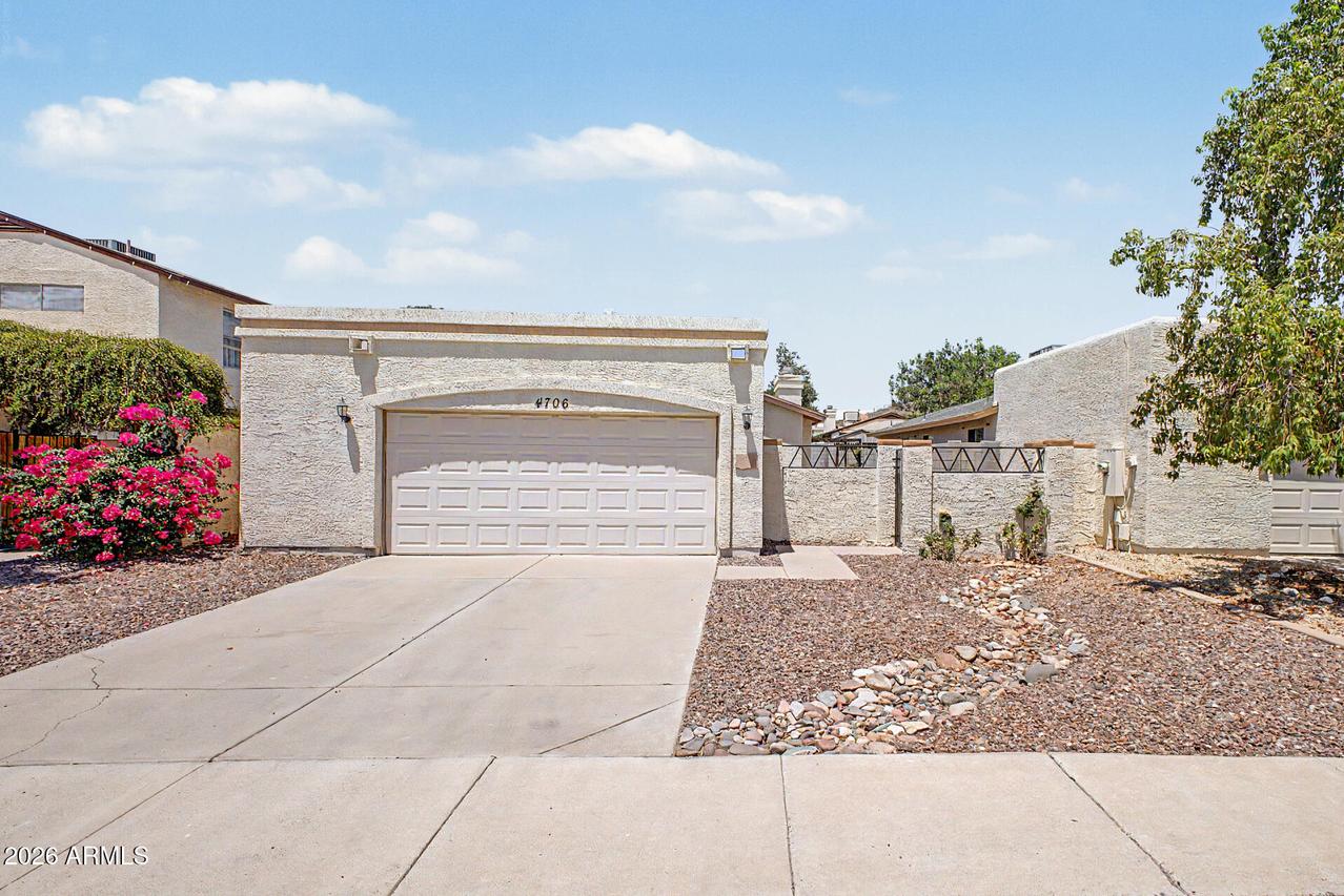 4706 W Escuda Dr., Glendale, AZ 85308