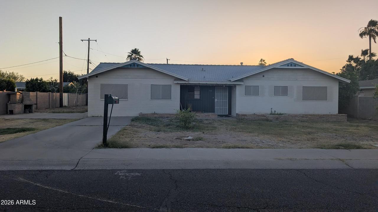 3012 N 56th St., Phoenix, AZ 85018