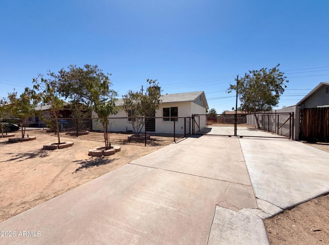 6224 S 20th St., Phoenix, AZ 85042