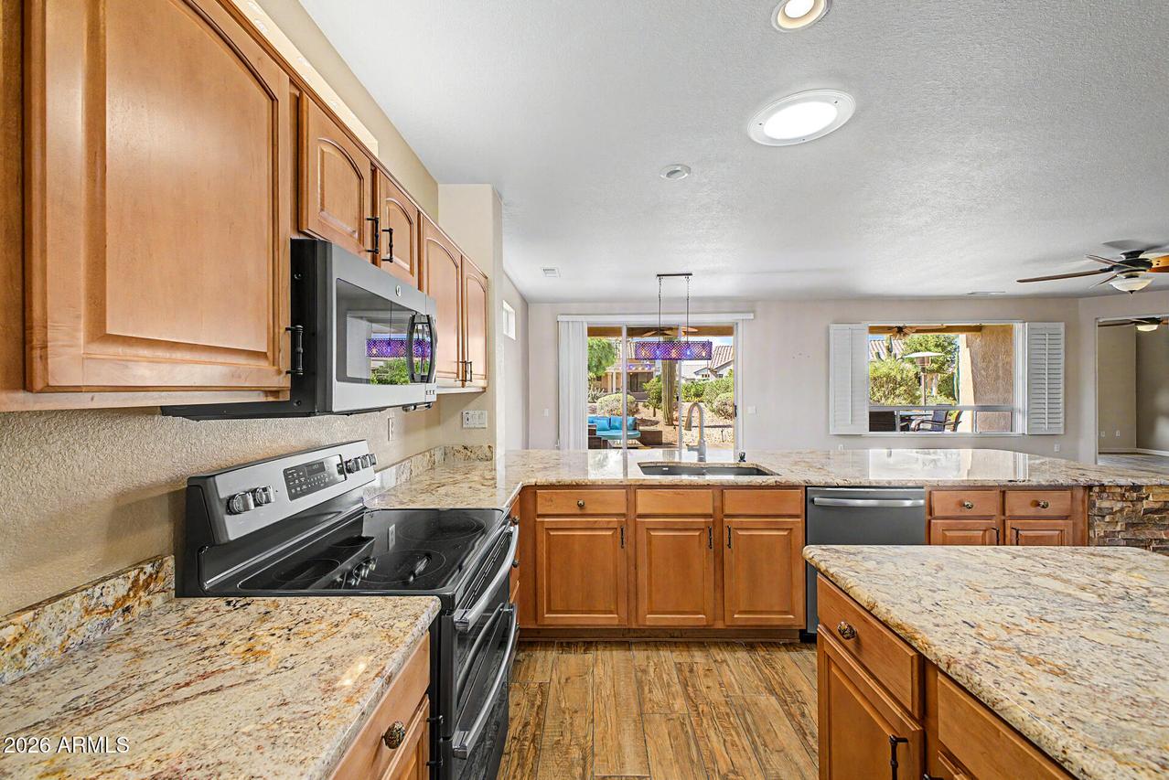 15764 W Spring Tree Way, Surprise, AZ 85374