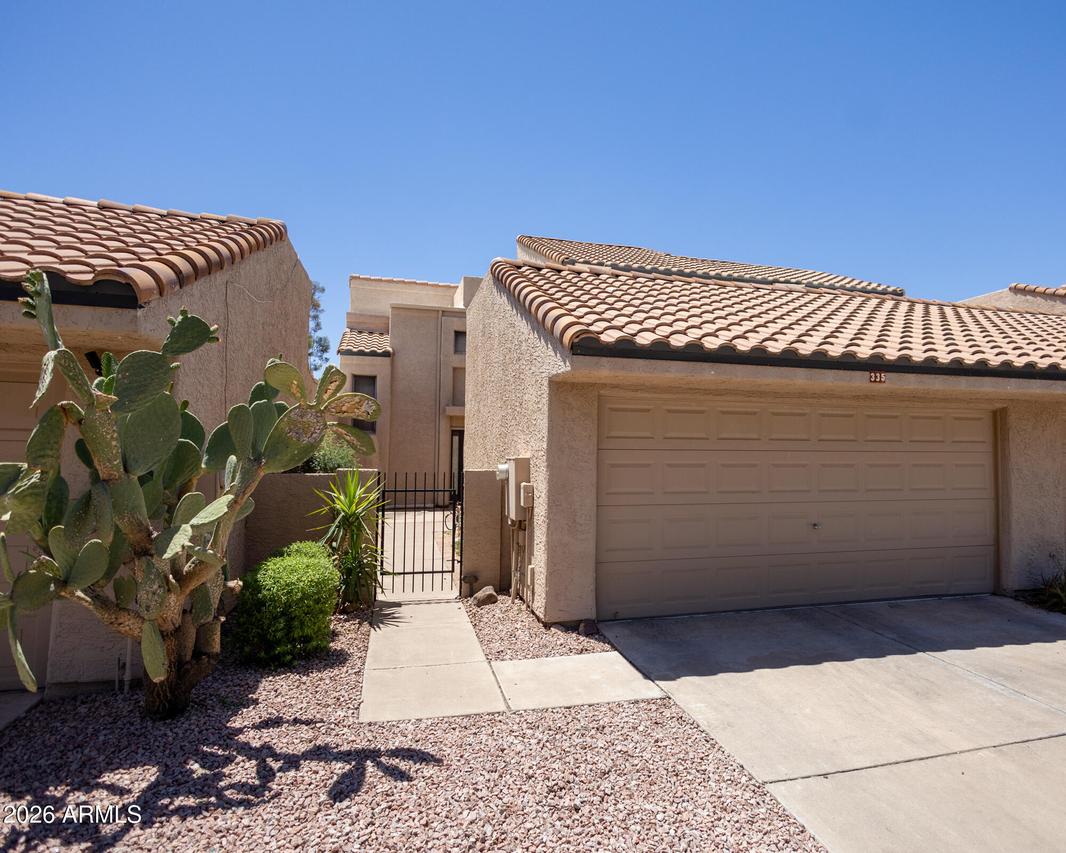335 E Bluebell Ln., Tempe, AZ 85288