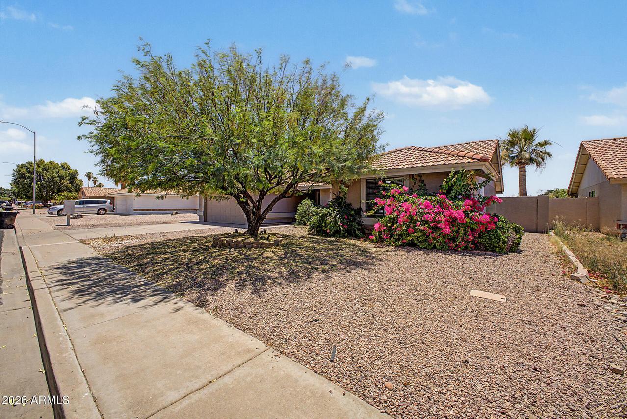 5423 E Ellis St., Mesa, AZ 85205