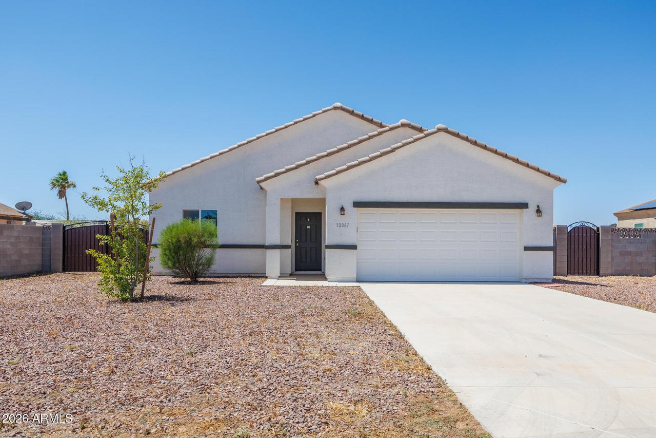 12067 W Lobo Dr., Arizona City, AZ 85123