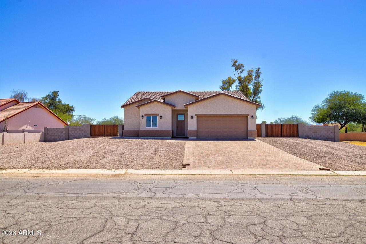 14663 S Country Club Dr., Arizona City, AZ 85123