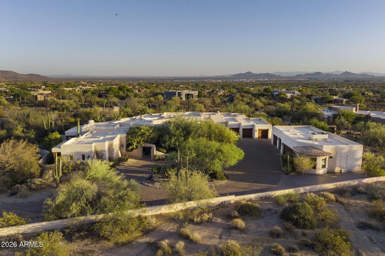 22225 N Dobson Rd., Scottsdale, AZ 85255